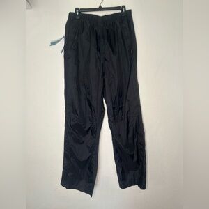 NWT RAINWEAR
HI-TEC WATERPROOF BREATHABLE DURABLE LARGE